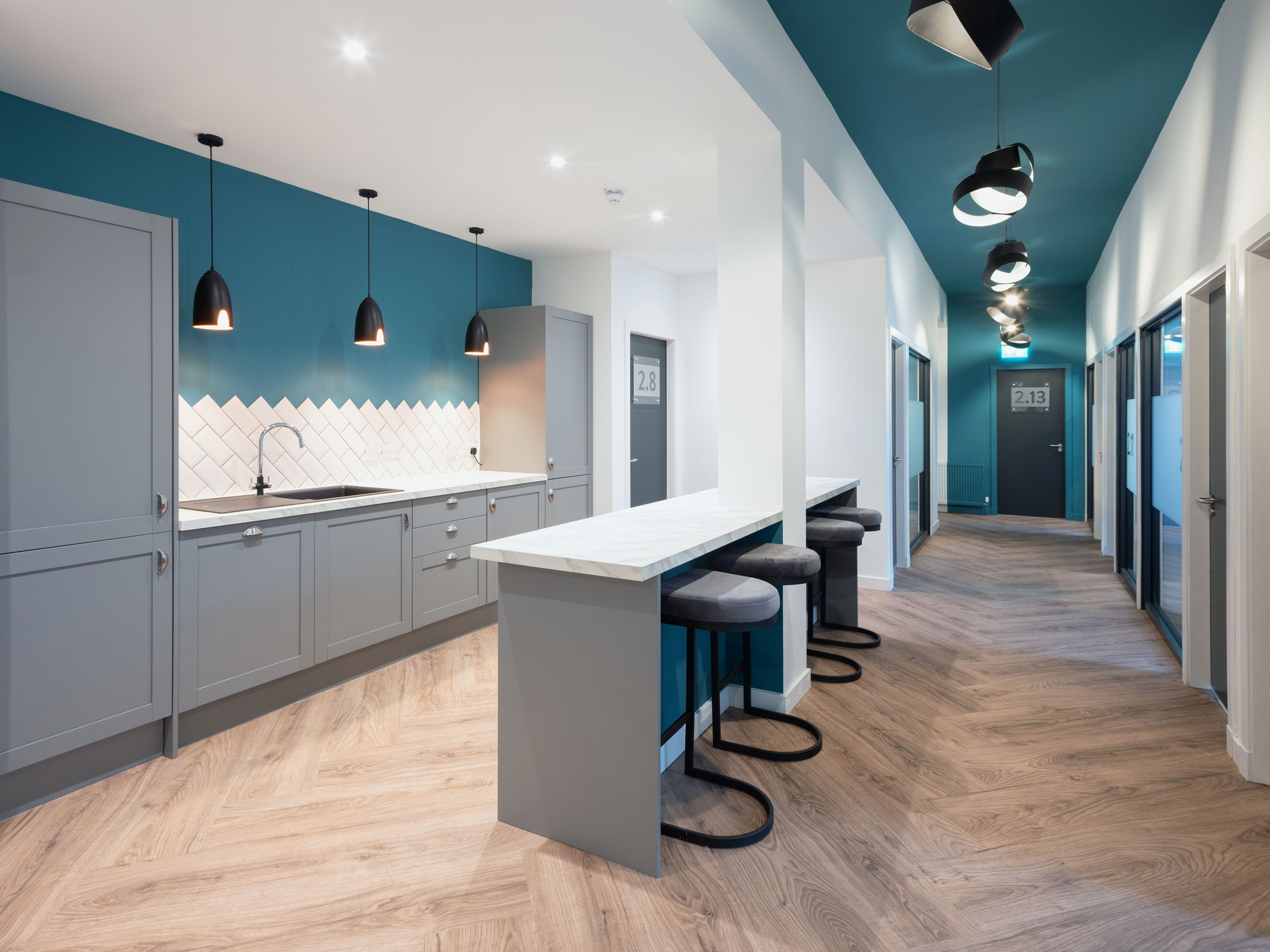 Office space to rent Glasgow with kitchen facilities