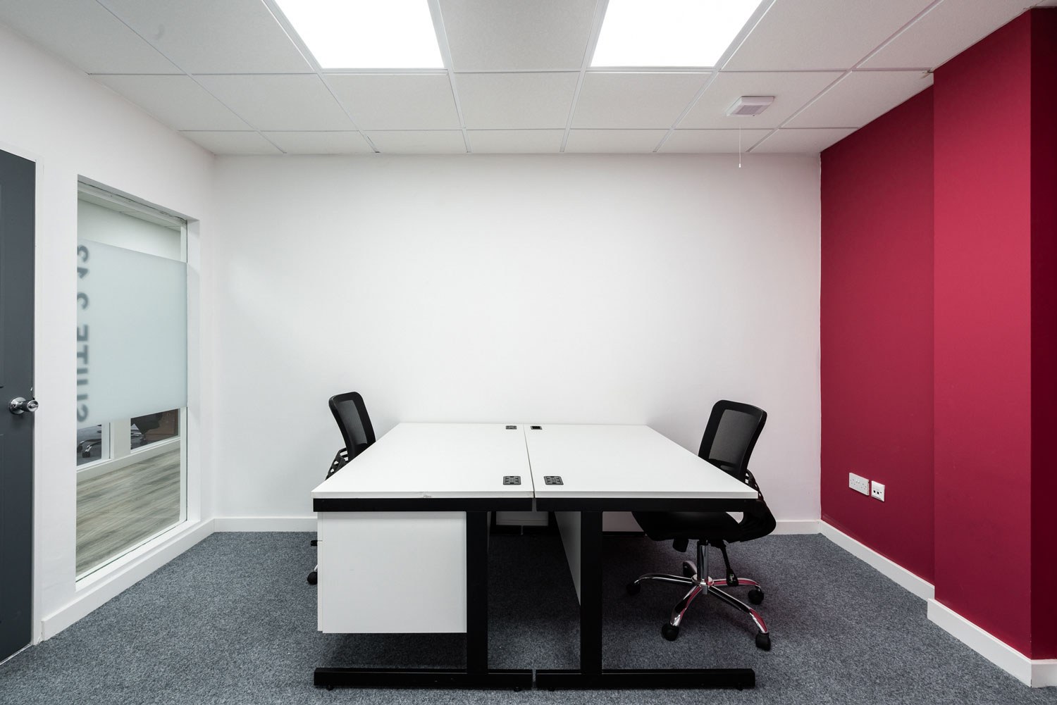 covault-workspace-paisley8